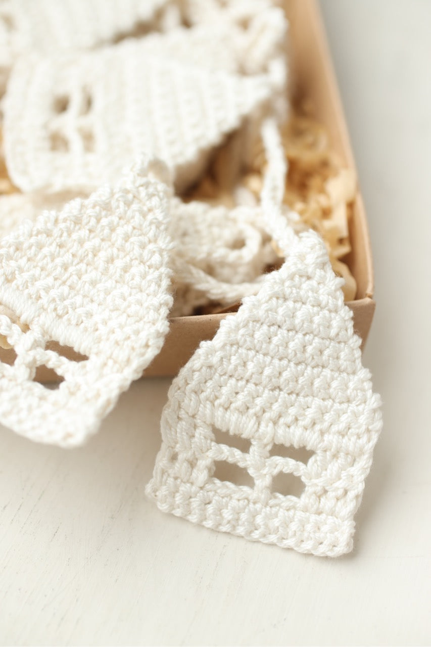House Bunting