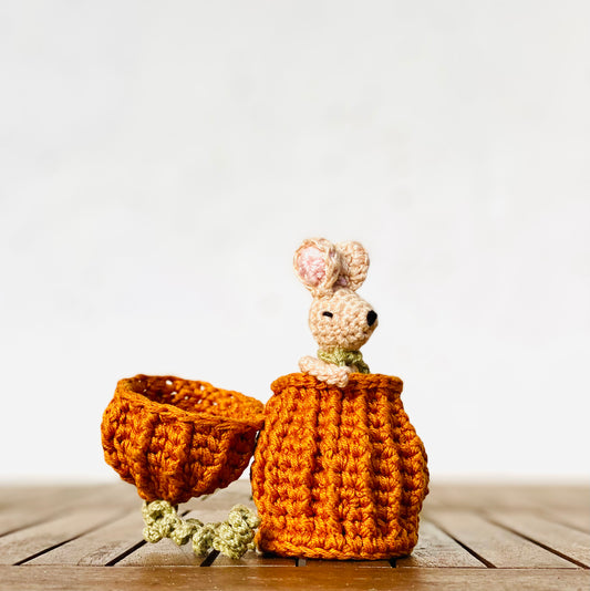 Mini Mouse in Pumpkin
