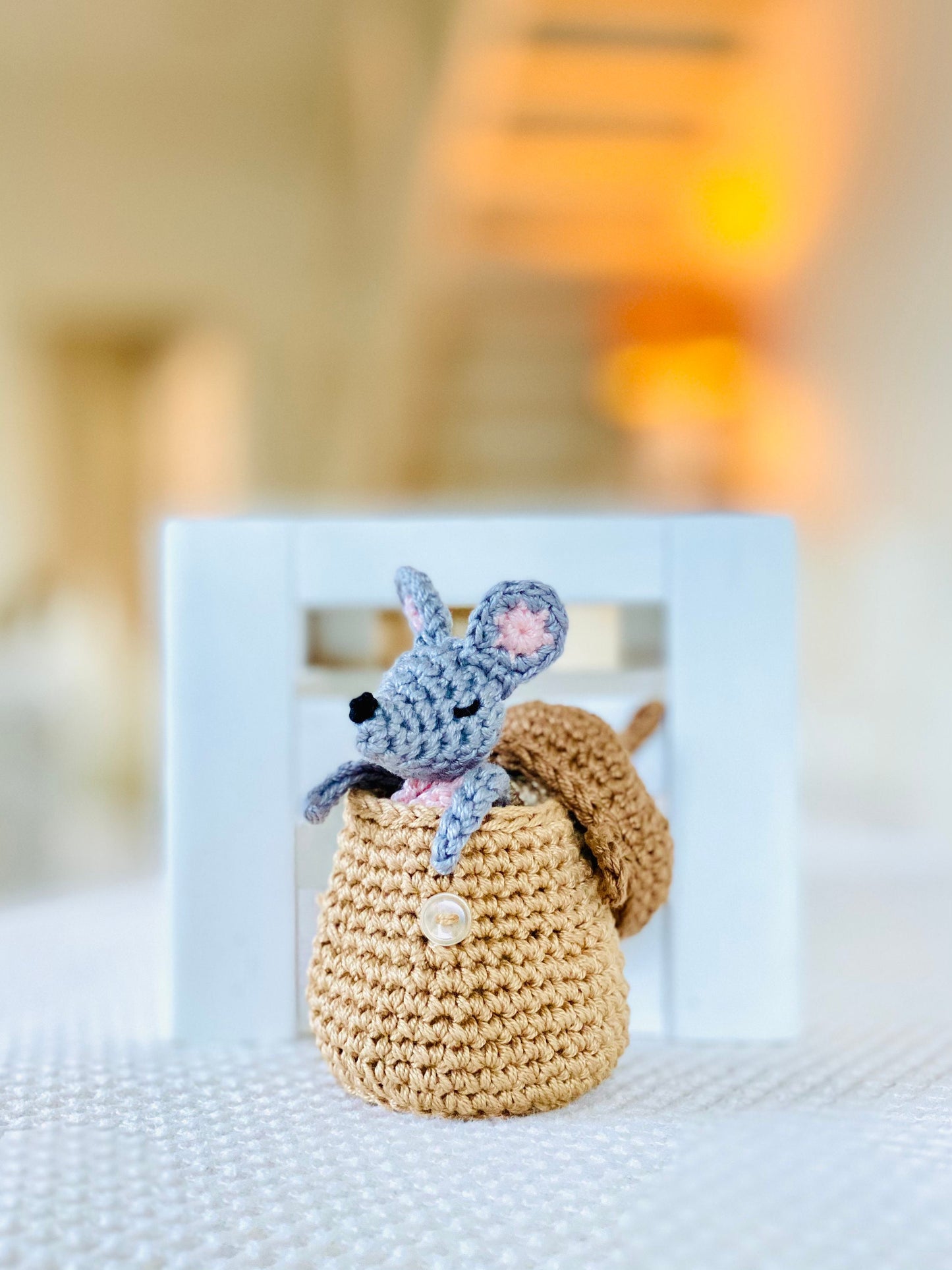 Mini Mouse in Acorn